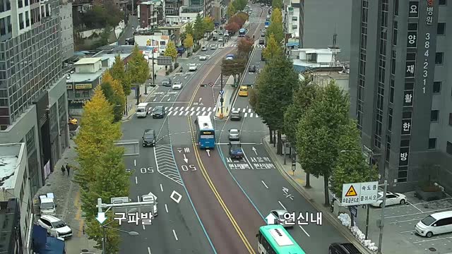 薄石峴三岔路口