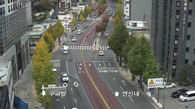 薄石峴三岔路口