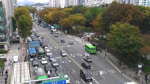 泰陵入口站