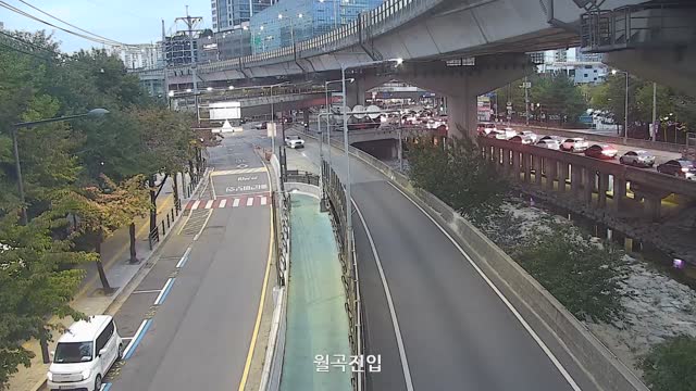 月谷進口匝道