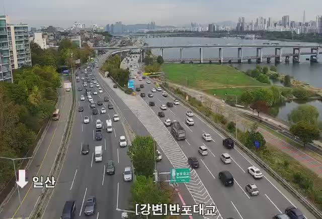 盤浦大橋北端江邊北路