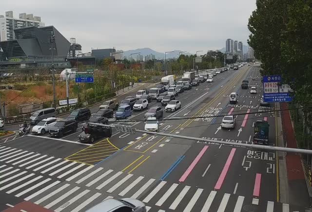 廣壯十字路口江邊北路