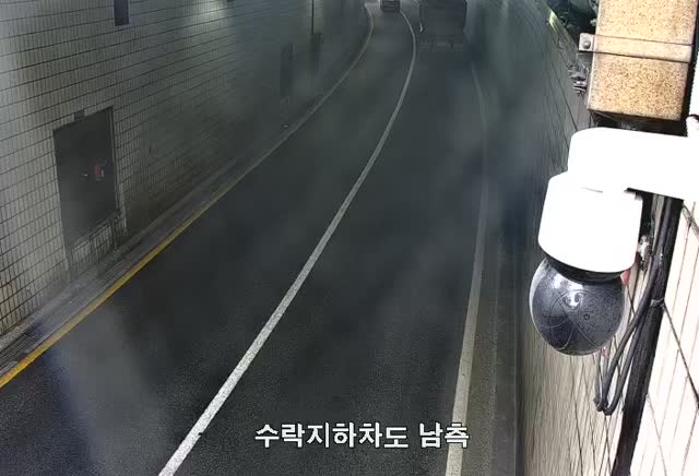 水落地下車道南側