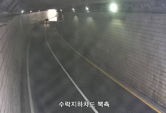 水落地下車道北側