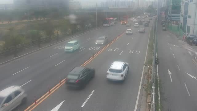 高尺橋西端