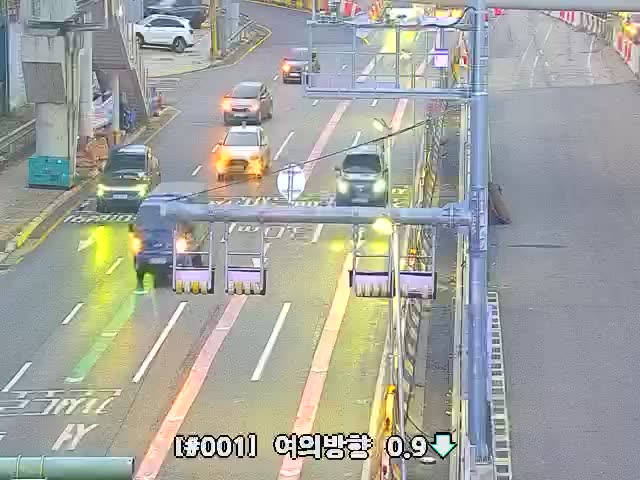 新月汝矣地下道汝矣島端