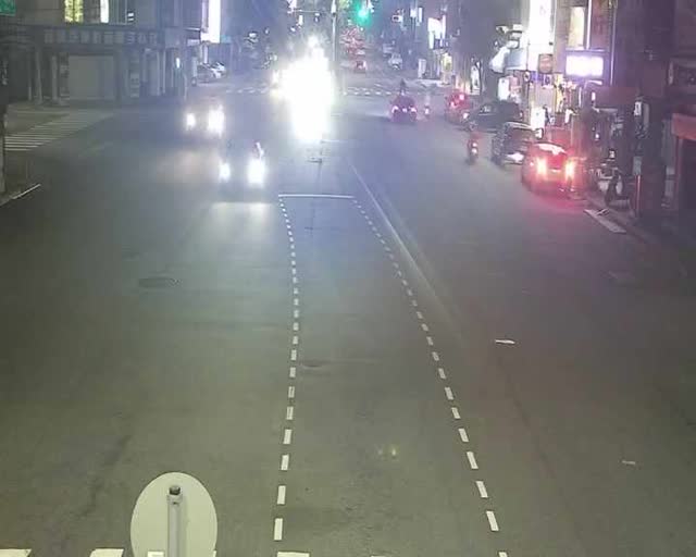 中清路/經貿七路(右側車流往大雅交流道)