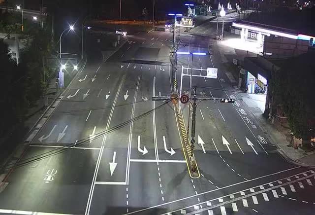 五權西路/環中路(右側車流往工業區)