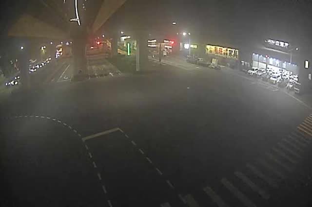 環中路/青海路(右側車流往台灣大道)