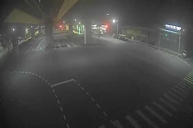 環中路/青海路(右側車流往台灣大道)