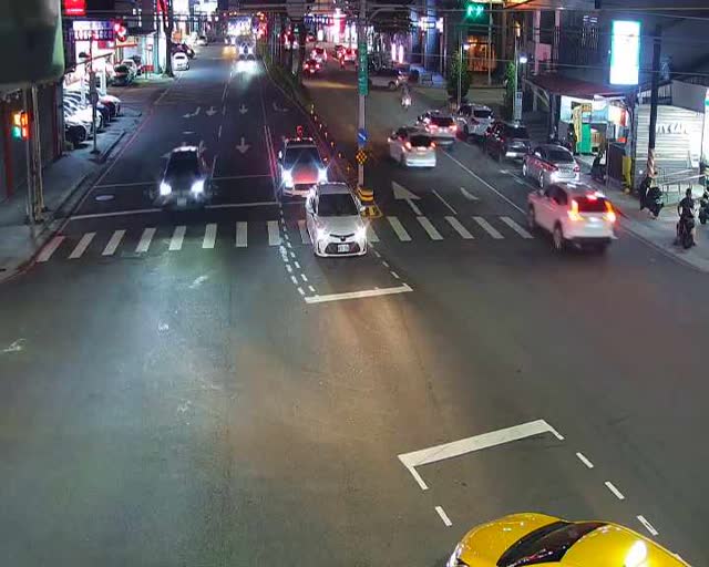 崇德路/豐樂路(右側車流往環中路)