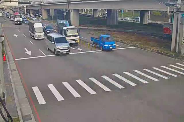 環中路/凱旋路(車流往台灣大道)
