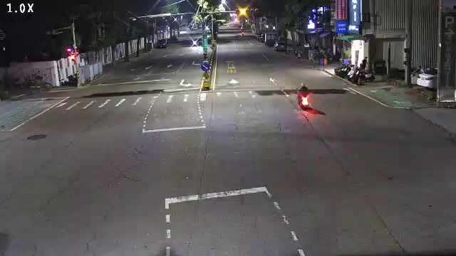 中清路三段/家樂福旁(右側車流往大雅)