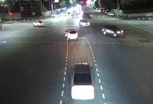 太原路/環中東路東側(右側車流往北屯路)