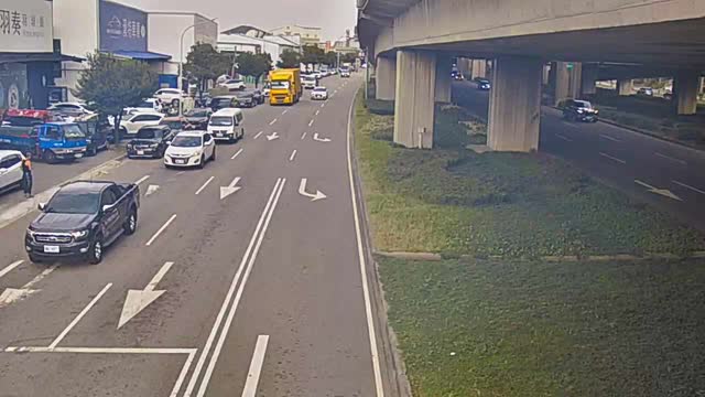 環中路/廣福路(右側車流往台灣大道)