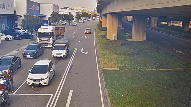 環中路/廣福路(右側車流往台灣大道)
