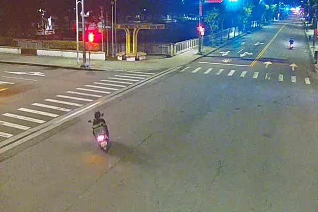 黎明路/廣福路(車流往中清路)