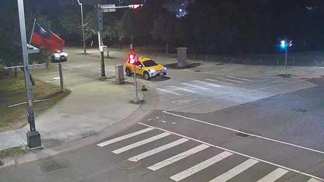 (i)大鵬路/中科路(右側車流往中清路) Dapeng Rd./Zhongke Rd. (Right side Traffic flow to Zhongqing Rd.)