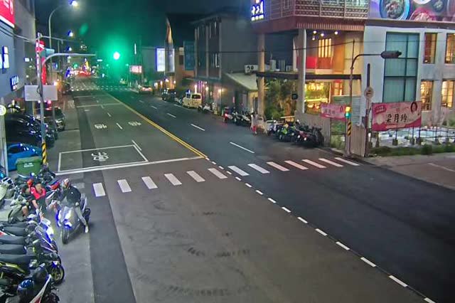 甘肅路/甘河路(右側車流往文心路)