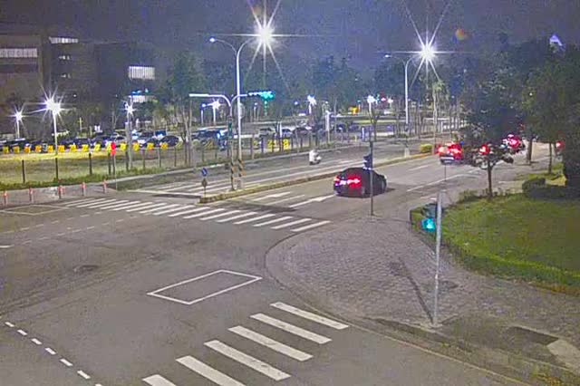 經貿路/經貿七路(監控經貿8地停車場)