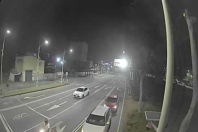 環中路/中山路(往旱溪-路口前)(內側)Huanzhong Rd./Zhongshan Rd.