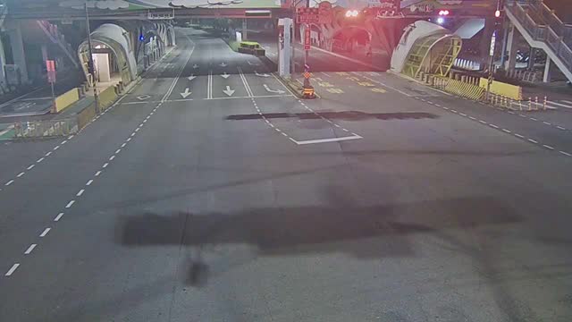 台灣大道/國際街(右側車流往台中車站)