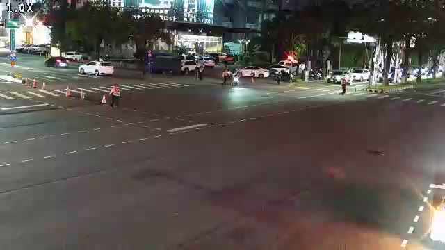 台灣大道/惠中路(右側車流往市政路)
