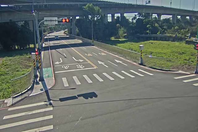 甲后路四段/甲埔大道(右側車流往水美街方向)