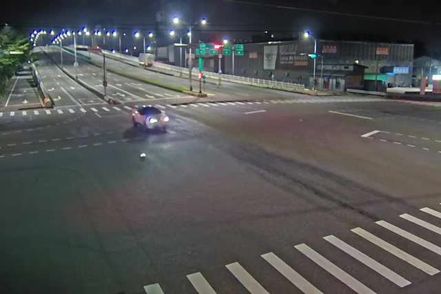 廣福路/中科路 (右側車流往黎明路)
