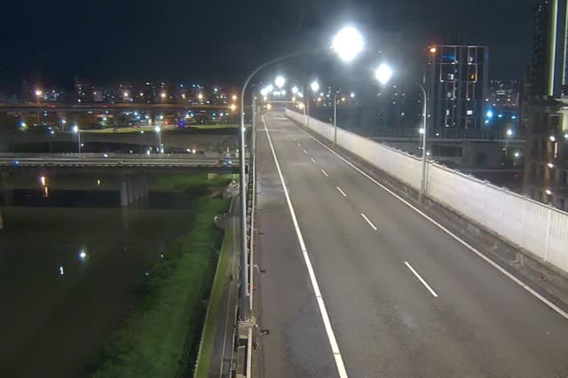 056-環東快進城南湖大橋