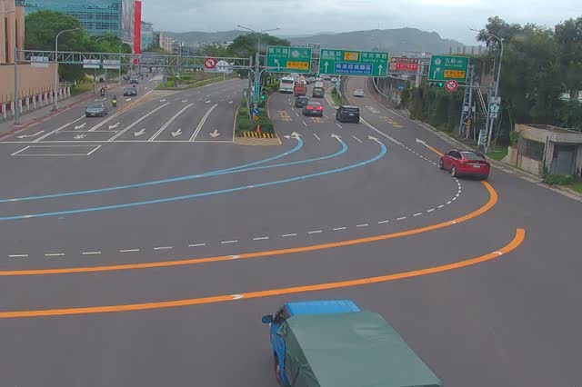 152-堤頂大道1段與港墘路口往北