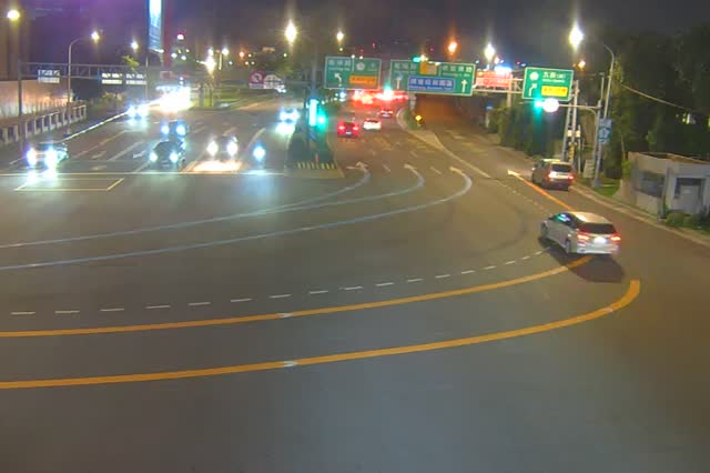 152-堤頂大道1段與港墘路口往北