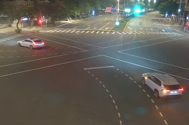 251-劍潭路-承德路口