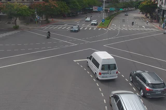 251-劍潭路-承德路口