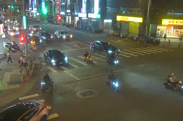 252-民族西路承德路口