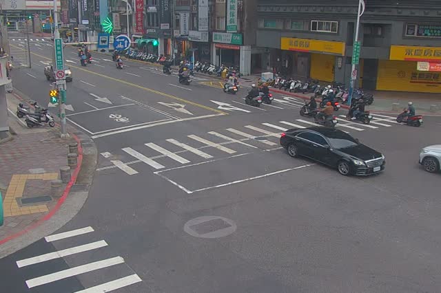 252-民族西路承德路口