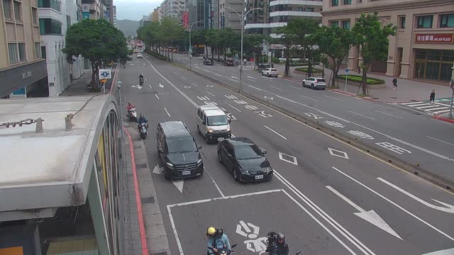 311-松江路與民生東路口