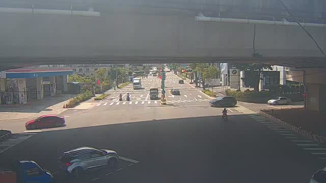 延平路台66交流道北側出口匝道口(台66橋下或匝道路口號誌桿)
