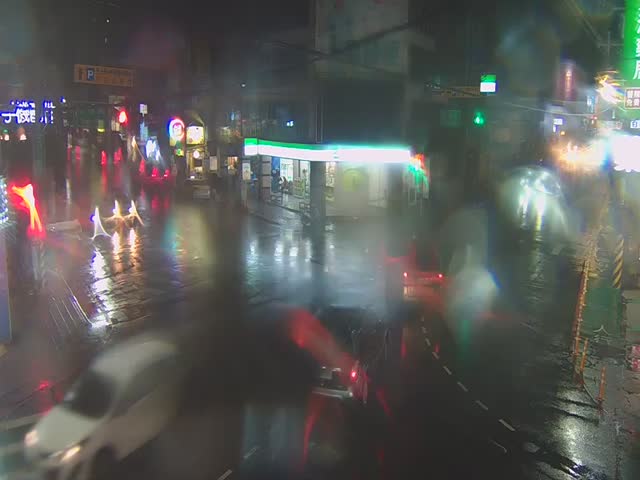 慈湖路與復興路口(EASYSHOP前號誌桿)