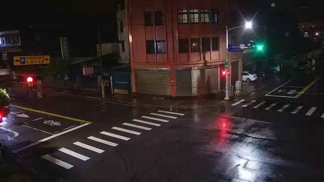 復興路中華路口(中華路廣告企業設對面號誌桿)