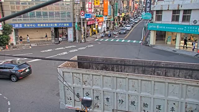 楊新路大成路口