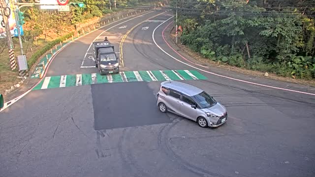 梅高路高獅路口