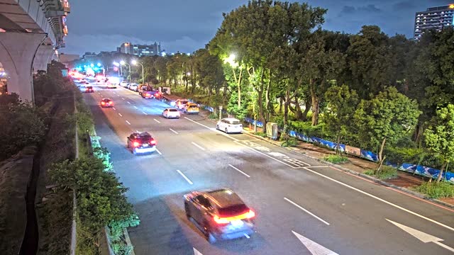 龜山一路與文化三路(10米桿)